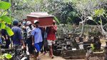 Suasana Haru Selimuti Pemakaman Bidan Sweetha dan Anaknya
