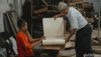 Shimmer menggunakan Komponen Hidrolik kursi dari Taiwan, Korea, China, Jerman, dan Italia.