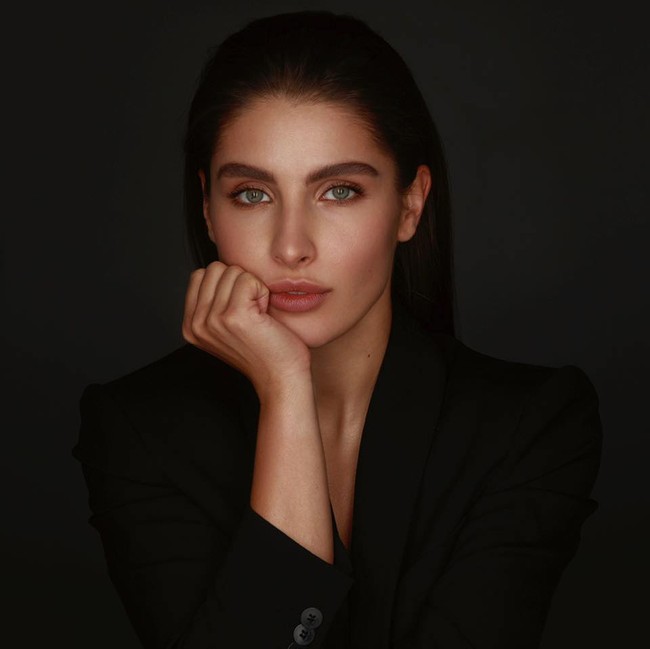 Suaminya sendiri yang pernah jadi perdana menteri terkaya mengatakan istrinya tidak melarikan diri untuk kabur tapi melahirkan di luar negeri. Semua uangku ada di bank-bank Ukraina, aku tidak mengambilnya, kata sang suami, Igor Kotvitsky.Foto: Facebook Anastasia Kotvitska