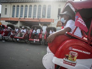 Rencana Gibran Lestarikan Becak di Solo : Jadi Transportasi Wisata