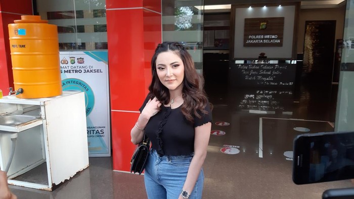 Ayu Aulia