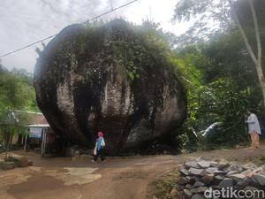 Aneh tapi Nyata: Gempa 7,3 SR Cianjur Tak Mampu Robohkan Batu Iuh