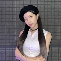 Bona WJSN mengawali kariernya sebagai idol KPop sebelum menjajal dunia akting. Dia memegang posisi sebagai vokalis dan visual dalam grup beranggotakan 13 personel. Foto: dok. Instagram @bn_95819