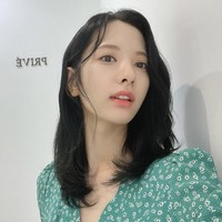 Sebelum memulai syuting, Bona WJSN dan Kim Tae Ri dilatih oleh atlet anggar profesional yang meraih medali emas. Diaa sendiri berlatih anggar selama dua bulan. Foto: dok. Instagram @bn_95819