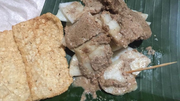 Cabuk Rambak salah satu kuliner khas Solo