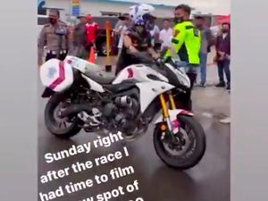 Morbidelli Bajak Motor Patwal, Polisi yang Dibonceng Deg-degan