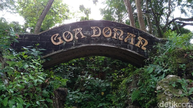 Goa Donan di Tunggilis, Pangandaran Goa Donan di Tunggilis, Pangandaran
