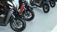 Honda Genio didukung ban tubeless yang lebih lebar. Ukuran ban depannya 100/90-12 dan ban belakang 110/90-12. Ban lebar memberi kemudahan dan kenyamanan dalam berkendara serta tampilan yang semakin bergaya.
