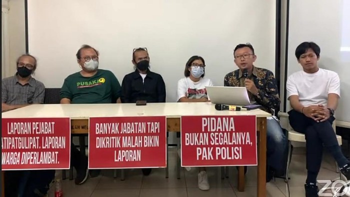 Konferensi pers dukungan 9 LSM terhadap Haris Azhar-Fatia