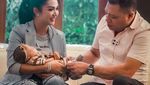 Adem! 10 Momen Kebersamaan Raul Lemos Gendong Anak Atta-Aurel