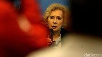 Duta Besar Rusia Lyudmila Georgievna Vorobieva memberikan keterangan pers kepada sejumlah awak media di Jakarta, Rabu (23/3/2022).