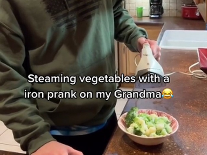 Masak Sayur Pakai Setrika Uap