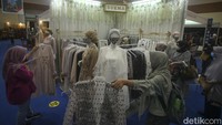Pameran ini diikuti oleh 722 peserta yang terdiri atas 510 peserta individu, 169 peserta binaan dinas, dan 43 peserta binaan Badan Usaha Milik Negara (BUMN), serta 150 toko daring.