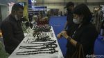 Melihat Produk Kerajinan di Pameran Inacraft 2022