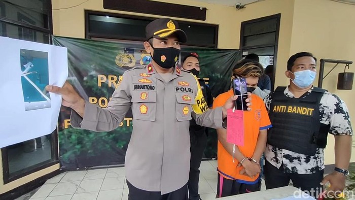 Pelaku perekaman di Surabaya