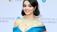 Penampilan bintang West Side Story itu pun menuai pujian termasuk soal keseksiannya. Getty Images/Joe Maher