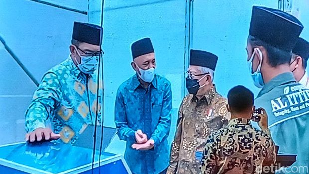 Ridwan Kamil, Teten Masduki, dan Ma'ruf Amin.