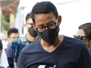 Sandiaga Cicipi Aneka Masakan Resto di New York, Berasa di Garut