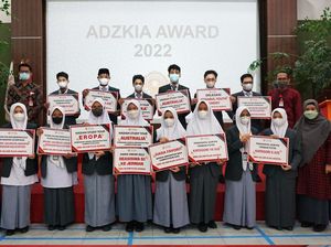 SMA Islam Plus Adzkia Medan Beri Siswanya Beasiswa S1 Full ke Jerman