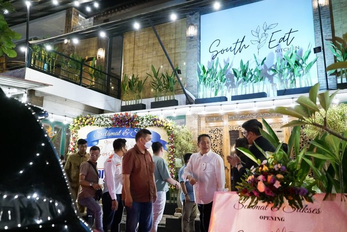 South Eat Kitchen by Blackstone South Eat Kitchen by Blackstone