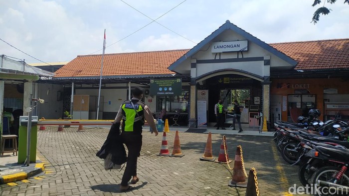 stasiun lamongan