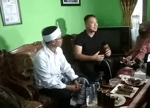 Vicky Prasetyo, Antara Ramuan Mak Erot dan Miyabi