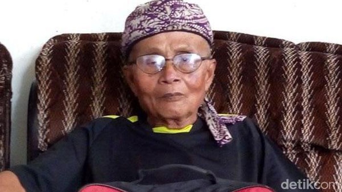 Wasit Legendaris asal Sukabumi Kosasih Kartadiredja
