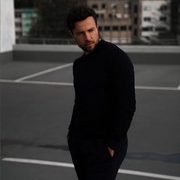 Benjamin Melzer atau lebih dikenal dengan Ben Melzer merupakan model transgender pertama yang pernah menjadi bintang di sampul majalah fitness pria, Mens Health Germany. Foto: Instagram/@benjaminryanmelze