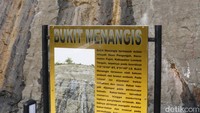 Air ini mengalir sepanjang tahun di Bukit Menangis.