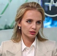 7. Putin pernah mengatakan kedua putrinya bekerja di bidang sains dan pendidikan. Dia juga diketahui memiliki cucu, namun tidak pernah mengonfirmasi nama mereka. Maria sendiri adalah seorang ahli endokrinologi dan terdaftar sebagai anggota Asosiasi Rusia untuk Promosi Sains. Foto: TV Channel