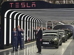 Indonesia Jadi Negara Keempat yang Punya Pabrik Tesla, Mobil Apa yang Dibuat?