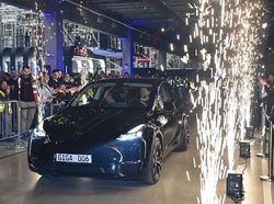 5 Perusahaan Elon Musk yang Dicemaskan Bikin Dia Kewalahan