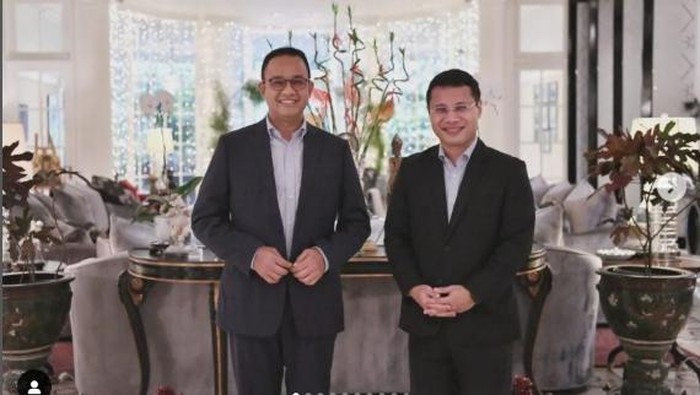 Gubernur DKI Jakarta Anies Baswedan bertemu dengan Menteri Pembangunan Nasional Singapura Desmond Lee