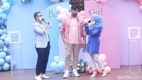 Irish Bella ingin memberikan kejutan untuk Ammar Zoni. Foto: Noel/detikHOT