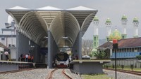 Keberadaan jalur ini juga diharapkan dapat mendorong masyarakat Garut dan sekitarnya untuk mulai beralih menggunakan transportasi massal seperti kereta api.