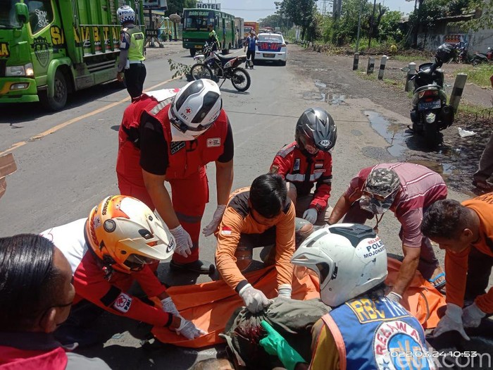 Kecelakaan tewaskan pasutri di Jalan By Pass Mojokerto