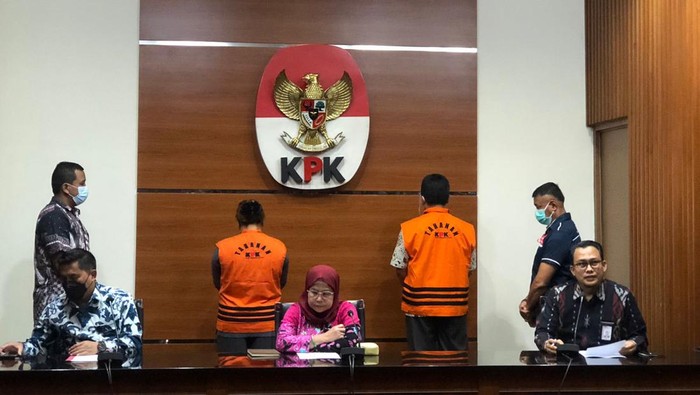Mantan Bupati Tabanan Ni Putu Eka Wiryastuti jadi tersangka KPK