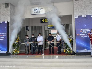Resmikan Jalur KA Garut-Jakarta, Menhub: Merinding Dengar Antusias Warga