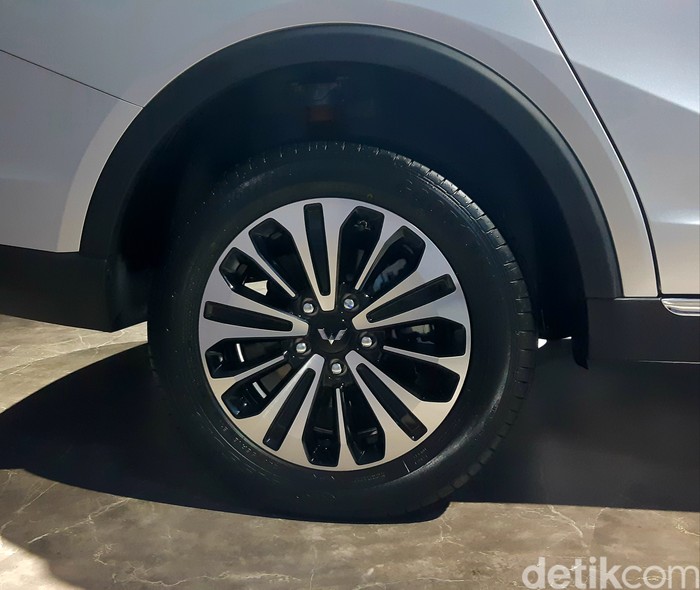 New Wuling Cortez