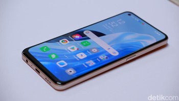 Oppo membuka keran pemesanan ponsel barunya pada 25 Maret hingga 1 April. Harga Reno7 di Indonesia dilepas Rp 5.199.000. Foto: Adi Fida Rahman/detikINET