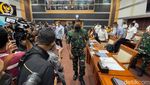 Panglima TNI dan DPR Bahas Penghapusan KRI Teluk Sampit-515