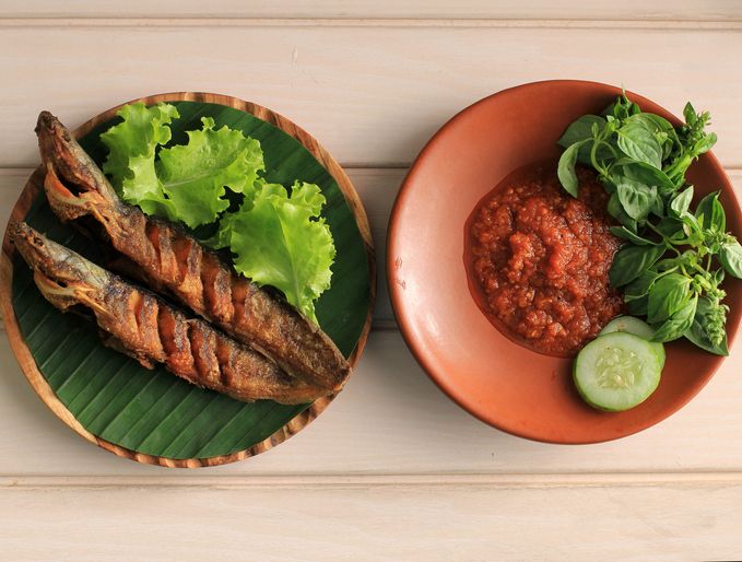 Fakta Pecel Lele yang Bukan Pecel Sesungguhnya
