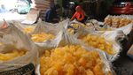 Melihat Produksi Gula Batu di Klaten