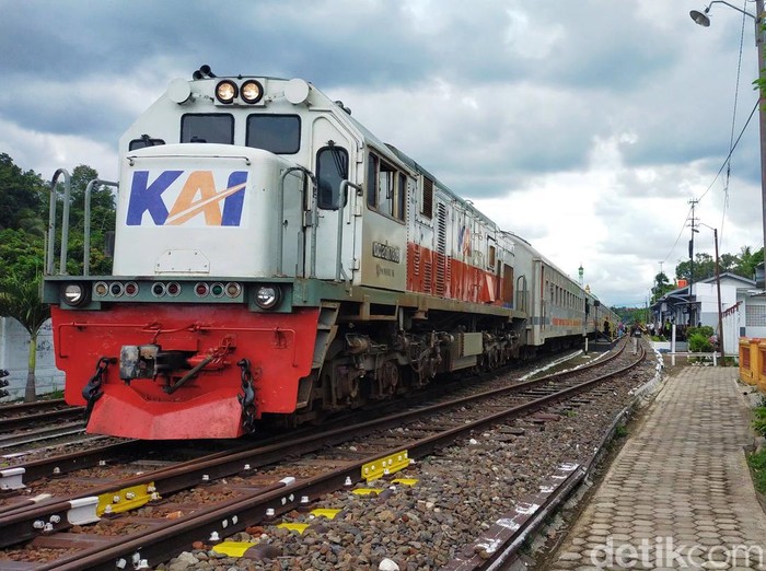 PT KAI Daop 9
