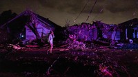 Selain itu dilaporkan seorang korban tewas saat tornado di New Orleans. (REUTERS/Kathleen Flynn) 