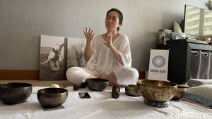 Diviralkan Pawang Hujan, Singing Bowl Jadi Andalan Pawang Anxiety