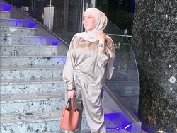 10 Foto Transformasi Ayu Aulia yang Lepas Hijab Usai Putus dari Zikri Daulay