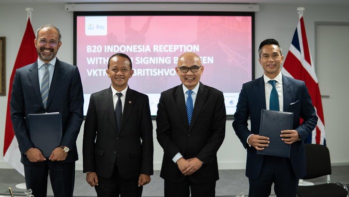 Upaya Percepat Tekan Emisi Karbon di Indonesia Beragam cara dilakukan pemerintah dan swasta dalam menekan emisi gas karbon demi udara bersih. Salah satunya yakni dengan mulai beralih ke kendaraan listrik.