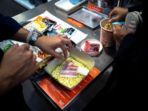 Biaya Produksi Melonjak, Produsen Mi Instan di Thailand Tuntut Harga Naik