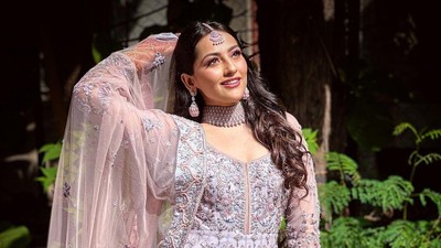 Potret Anagha Bhosale, Hijrah dari Bollywood Demi Agama